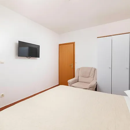 Apartmán Novak By El-pi Tours *