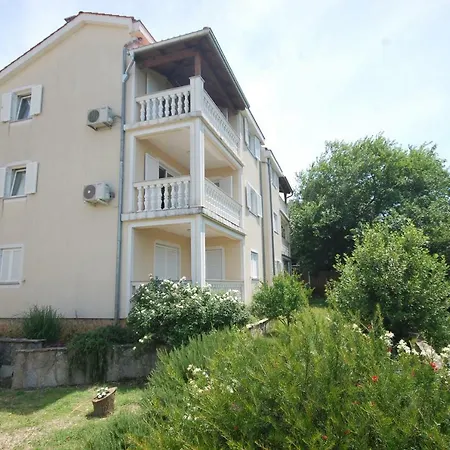 Apartment Novak By El-pi Tours Malinska